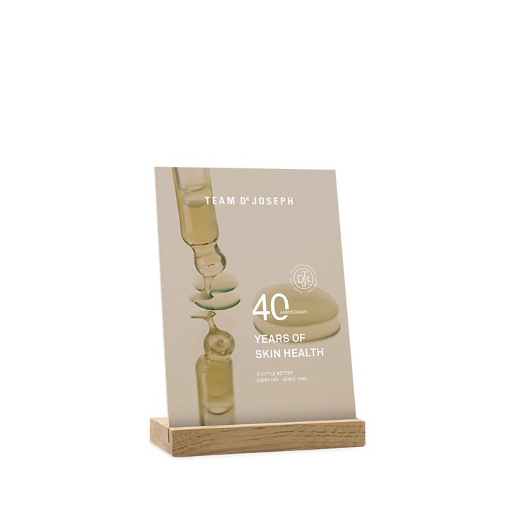 DISPLAY "40 ANNIVERSARY"