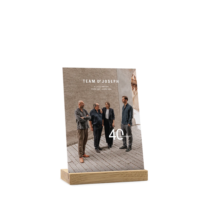 DISPLAY "40 ANNIVERSARY"